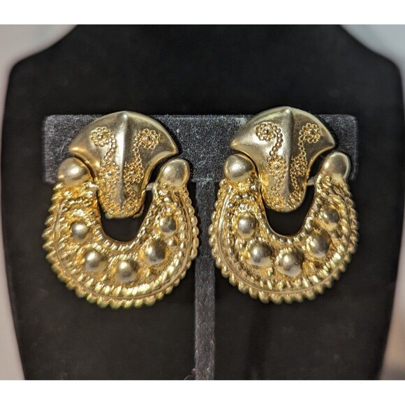 Door Knocker Earrings Bold Gold Tone Vintage - Picture 1 of 8